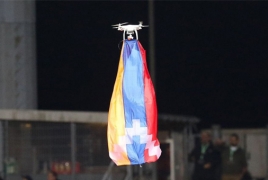 Дрон с флагом Арцаха прервал матч «Дюделанж» – «Карабах»
