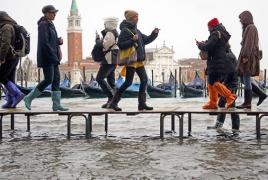 Более 80% Венеции затопило: В городе объявят режим ЧП