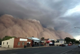 Massive dust storms in Australia hit central New South Wales