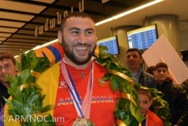 Армянин Симон Мартиросян - претендент на звание штангиста года IWF