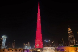 Бурдж-Халифа в Дубае окрасился в цвета китайского флага из-за коронавируса
