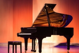 Movers drop virtuoso's $200,000 grand piano