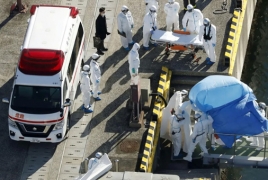 Passengers leaving quarantined cruise ship Diamond Princess