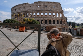 Города Италии опустели из-за коронавируса (фото)
