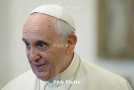 Pope Francis prays for journalists covering coronavirus pandemic