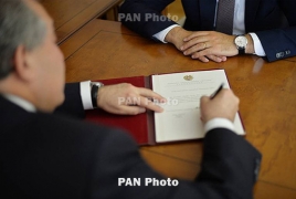 В Армении чиновник за сутки побывал на 3 разных должностях