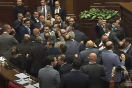 Armenia lawmakers scuffle in parliament