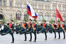 Пашинян примет участие в параде Победы в Москве