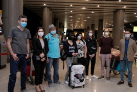 В Армению прибыла первая группа врачей из РФ для борьбы с коронавирусом