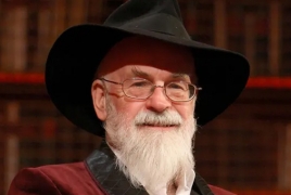 Final Terry Pratchett stories will be published in September