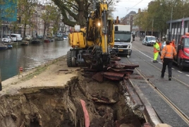 Amsterdam collapsing for years as cracks, sinkholes damage the city