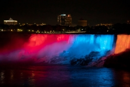 Niagara Falls celebrates Armenia Independence Day with light show