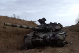 Армянские силы захватили танк Т-90 ВС Азербайджана (фото)