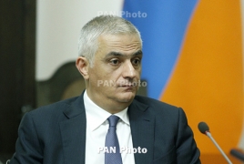 Armenia Deputy PM lands in Moscow