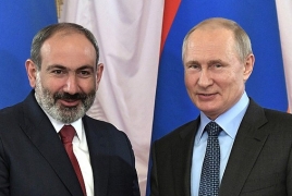 Путин в беседе с Пашиняном отметил важность прекращения боевых действий в Карабахе