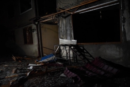 Фото: Азербайджан обстрелял жилые дома в столице Карабаха