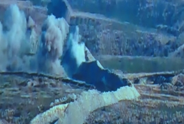 Опубликовано новое видео уничтожения атакующих сил Азербайджана