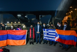 Humanitarian aid arrives in Armenia from Greece