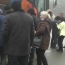 За сутки автобусами из Еревана в Степанакерт доставлено 225 беженцев