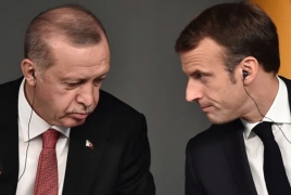 Erdogan, Macron exchange letters, agree to mend ties