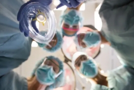 Հայ վիրաբույժն աշխարհում 1-ին անգամ  ձեռքի և ուսի փոխպատվաստում է արել