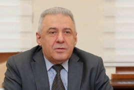 Министр обороны Армении призвал усилить военное сотрудничество с РФ, в том числе - в сфере ПВО