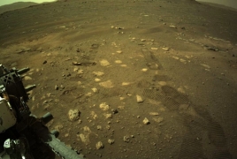 Perseverance совершил первую поездку по поверхности Марса (фото)