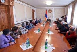Karabakh President talks resettlement plans with Hadrut residents