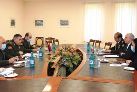 Глава Генштаба Армении обсудил сотрудничество в области обороны с послом Ирана