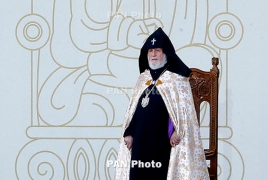 Կաթողիկոսը հայրապետական այցով մեկնել է ԱՄՆ