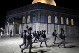 Jerusalem։ Dozens hurt in Al-Aqsa mosque clashes