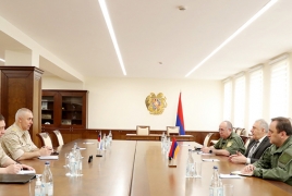Հարությունյանն ու Մուրադովը քննարկել են հայ-ադրբեջանական սահմանին իրադրությունը