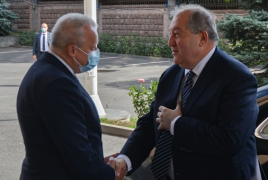 Президент Армении обсудил региональные вопросы с послом РФ