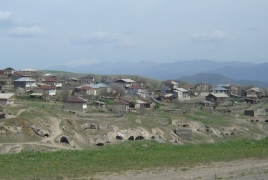 Two Armenian villagers accidentally cross border into Azeri-held area