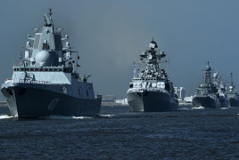 Российские корабли проведут ракетные стрельбы вблизи авианосца Британии