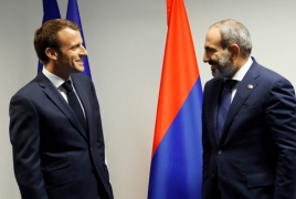 Pashinyan congratulates Macron on Bastille Day, invites him to Armenia