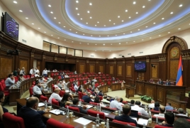 Представитель оппозиционного блока не избран вице-спикером парламента Армении