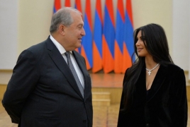 Արմեն Սարգսյանը շնորհավորել է Քիմ Քարդաշյանին