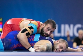 Armenia's David Hovasapyan reaches World Wrestling Championships finals