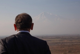 Кандидат в президенты Франции: Перед горой Арарат хочу сказать армянам, вы были образцом сопротивления на протяжении веков