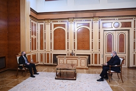 Armenia President, PM meet in Yerevan