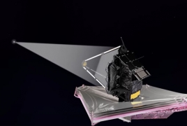 James Webb telescope takes selfie, moves closer to first 