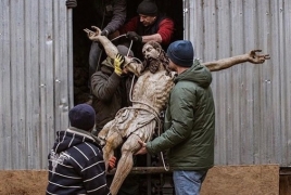 Լվովի հայկական եկեղեցու Քրիստոսի արձանը բունկեր են տեղափոխել