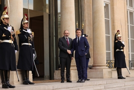 Макрон - Пашиняну: Франция готова углубить связи с Арменией в экономической и гуманитарной сферах
