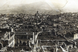 ԱԺ-ում հարգել են 1920-ին Շուշիում հայերի ջարդերի զոհերի հիշատակը