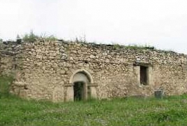 Степанакерт: Азербайджан уничтожает армянское культурное наследие Паруха и Караглуха