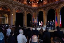Paris Mayor hosts joins Armenian Genocide commemoration
