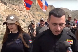 Протестный марш и перекрытые улицы: Оппозиция пеоводит акции в Армении