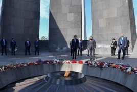 Georgian Foreign Minister visits Armenian Genocide Memorial
