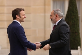 Pashinyan congratulates Macron on France's National Day